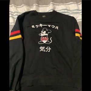 A Forever 21 X Micky Mouse Pullover